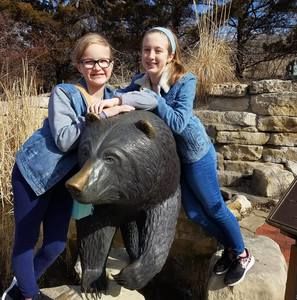 Meet your Posher, Liz